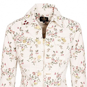 Нажмите на изображение для увеличения. 

Название:	vivienne-westwood-anglomania-lee-new-icon-jacket-ecru-floral-2.jpg 
Просмотров:	504 
Размер:	90.2 Кб 
ID:	4838