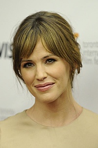Нажмите на изображение для увеличения. 

Название:	jennifer-garner-090713-_1.jpg 
Просмотров:	877 
Размер:	41.3 Кб 
ID:	4964
