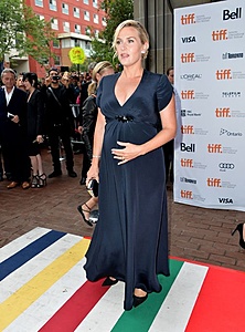 Нажмите на изображение для увеличения. 

Название:	kate-winslet-090713-_4.jpg 
Просмотров:	781 
Размер:	70.5 Кб 
ID:	4967