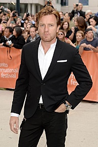 Нажмите на изображение для увеличения. 

Название:	ewan-mcgregor-0909613-_2.jpg 
Просмотров:	928 
Размер:	56.8 Кб 
ID:	4981