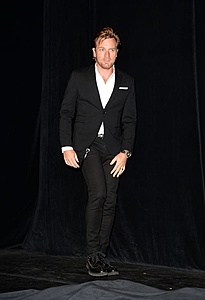 Нажмите на изображение для увеличения. 

Название:	ewan-mcgregor-0909613-_4.jpg 
Просмотров:	867 
Размер:	29.0 Кб 
ID:	4982