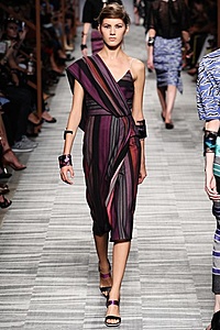 Нажмите на изображение для увеличения. 

Название:	Missoni5.jpg 
Просмотров:	1045 
Размер:	46.2 Кб 
ID:	5105