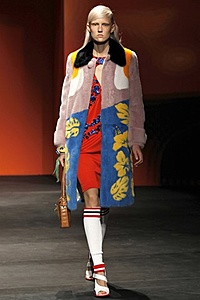 Нажмите на изображение для увеличения. 

Название:	Prada5.jpg 
Просмотров:	1256 
Размер:	28.7 Кб 
ID:	5146