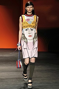 Нажмите на изображение для увеличения. 

Название:	Prada4.jpg 
Просмотров:	1381 
Размер:	29.5 Кб 
ID:	5147