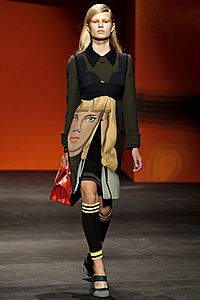 Нажмите на изображение для увеличения. 

Название:	Prada3.jpg 
Просмотров:	1337 
Размер:	26.5 Кб 
ID:	5148
