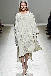 Нажмите на изображение для увеличения. 

Название:	MaxMara9.jpg 
Просмотров:	1241 
Размер:	27.2 Кб 
ID:	5151