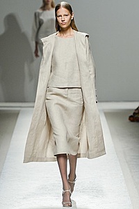 Нажмите на изображение для увеличения. 

Название:	MaxMara4.jpg 
Просмотров:	1290 
Размер:	23.5 Кб 
ID:	5156