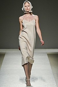 Нажмите на изображение для увеличения. 

Название:	MaxMara1.jpg 
Просмотров:	1362 
Размер:	39.9 Кб 
ID:	5159
