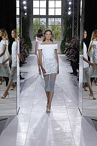 Нажмите на изображение для увеличения. 

Название:	Balenciaga9.jpg 
Просмотров:	1240 
Размер:	42.8 Кб 
ID:	5171