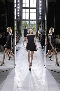 Нажмите на изображение для увеличения. 

Название:	Balenciaga8.jpg 
Просмотров:	1329 
Размер:	41.2 Кб 
ID:	5172