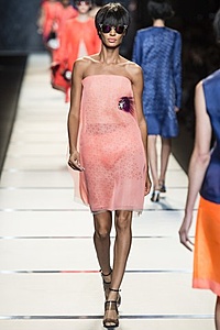 Нажмите на изображение для увеличения. 

Название:	Fendi6.jpg 
Просмотров:	1344 
Размер:	29.4 Кб 
ID:	5183