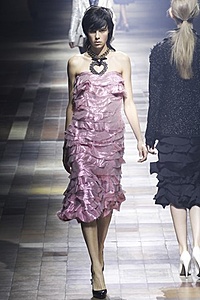 Нажмите на изображение для увеличения. 

Название:	Lanvin10.jpg 
Просмотров:	1223 
Размер:	38.7 Кб 
ID:	5199
