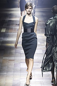 Нажмите на изображение для увеличения. 

Название:	Lanvin6.jpg 
Просмотров:	1172 
Размер:	37.4 Кб 
ID:	5203