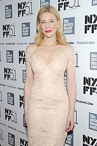 Нажмите на изображение для увеличения. 

Название:	cate-blanchett-100213-_5.jpg 
Просмотров:	1435 
Размер:	73.8 Кб 
ID:	5527