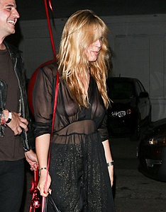 Нажмите на изображение для увеличения. 

Название:	scout-willis-night-out-style-los-angeles-october-2015_3.jpg 
Просмотров:	814 
Размер:	151.4 Кб 
ID:	8120