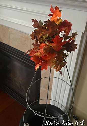 Нажмите на изображение для увеличения. 

Название:	easy-diy-fall-leaves-potted-topiary-tree-from-a-tomato-cage-crafts-repurposing-upcycling-seasona.jpg 
Просмотров:	237 
Размер:	113.5 Кб 
ID:	8910