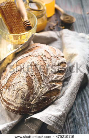 Название: stock-photo-homemade-sourdough-artisan-bread-with-honey-composition-in-rustic-style-479219116.jpg
Просмотров: 245

Размер: 54.1 Кб