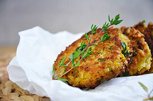 Нажмите на изображение для увеличения. 

Название:	Chiftelute-de-naut-Falafel-Chickpea-Patties-Oriental-Recipe-Herbs.jpg 
Просмотров:	683 
Размер:	66.2 Кб 
ID:	9623