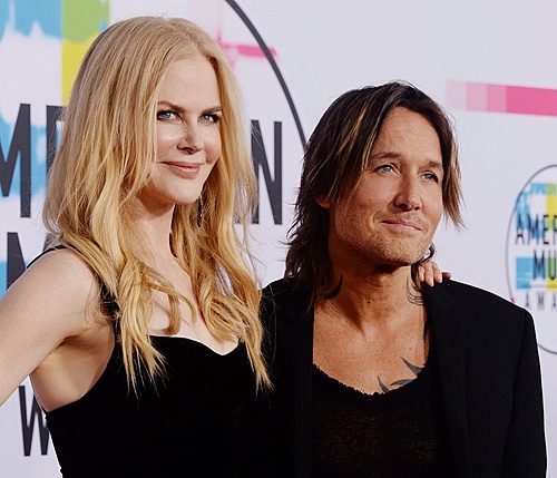 Нажмите на изображение для увеличения. 

Название:	nicole-kidman-american-music-awards-2017-in-los-angeles-11.jpg 
Просмотров:	774 
Размер:	160.1 Кб 
ID:	9696