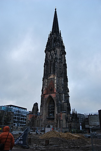 Нажмите на изображение для увеличения. 

Название:	Hamburg turm.jpg 
Просмотров:	630 
Размер:	109.3 Кб 
ID:	9926