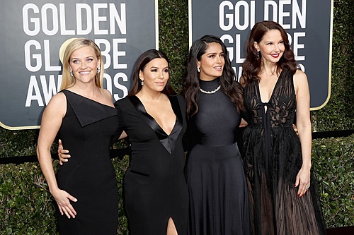 Нажмите на изображение для увеличения. 

Название:	salma-hayek-golden-globe-awards-2018-0.jpg 
Просмотров:	366 
Размер:	161.5 Кб 
ID:	9944