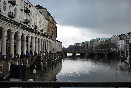 Нажмите на изображение для увеличения. 

Название:	Hamburg ausblick.jpg 
Просмотров:	33 
Размер:	140.1 Кб 
ID:	9923