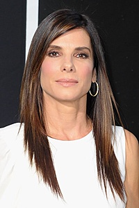 Нажмите на изображение для увеличения. 

Название:	sandra-bullock-100113-_1.jpg 
Просмотров:	529 
Размер:	52.8 Кб 
ID:	5461